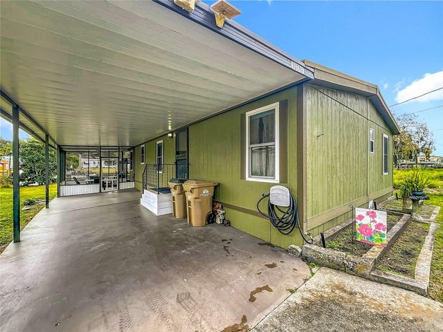 13508 PALM DRIVE, Astatula, FL 34705