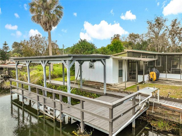 13508 PALM DRIVE, Astatula, FL 34705