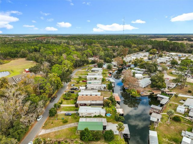 13508 PALM DRIVE, Astatula, FL 34705