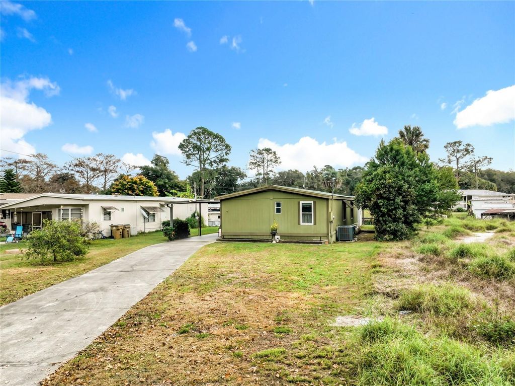13508 PALM DRIVE, Astatula, FL 34705