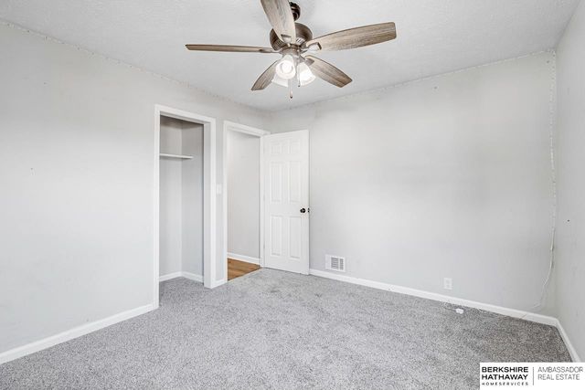 2505 S 60th Street, Omaha, NE 68106