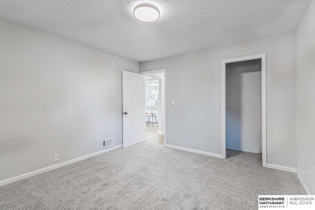 2505 S 60th Street, Omaha, NE 68106