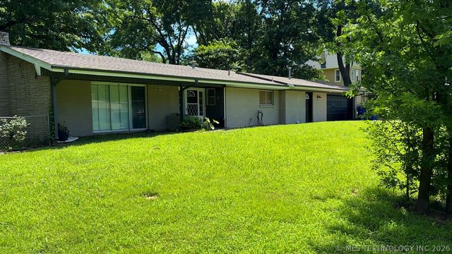 1014 SE 3rd Street, Wagoner, OK 74467