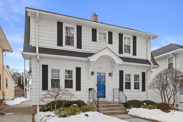4917 N Bartlett AVENUE, Whitefish Bay, WI 53217