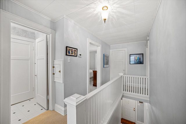 4917 N Bartlett AVENUE, Whitefish Bay, WI 53217