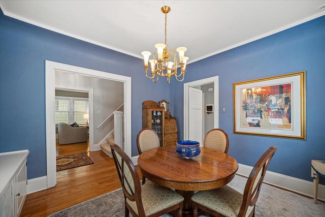 4917 N Bartlett AVENUE, Whitefish Bay, WI 53217