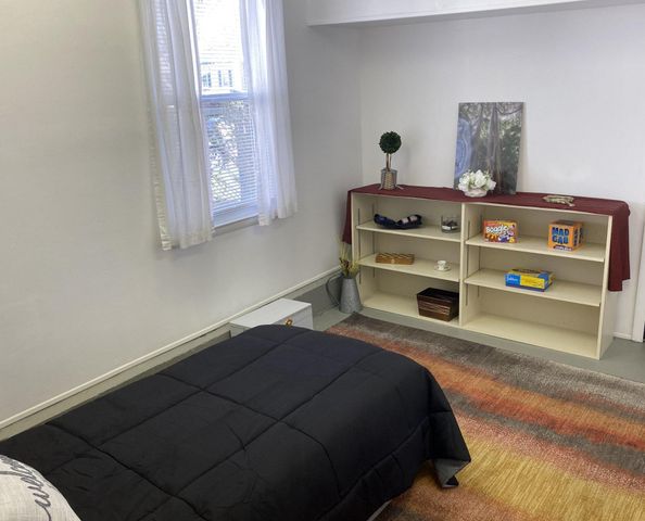 6670 MAYFLOWER DR, Bensalem, PA 19020