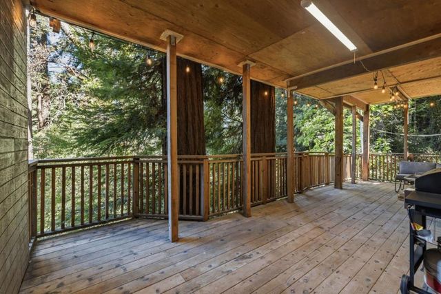 320 Fireside Road, Boulder Creek, CA 95006