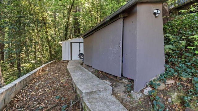 320 Fireside Road, Boulder Creek, CA 95006