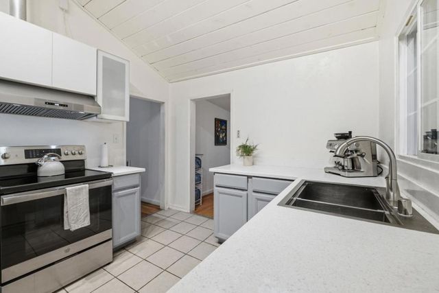 320 Fireside Road, Boulder Creek, CA 95006
