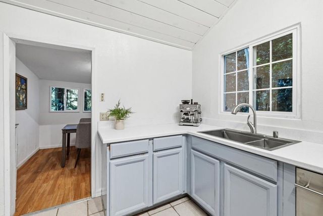 320 Fireside Road, Boulder Creek, CA 95006