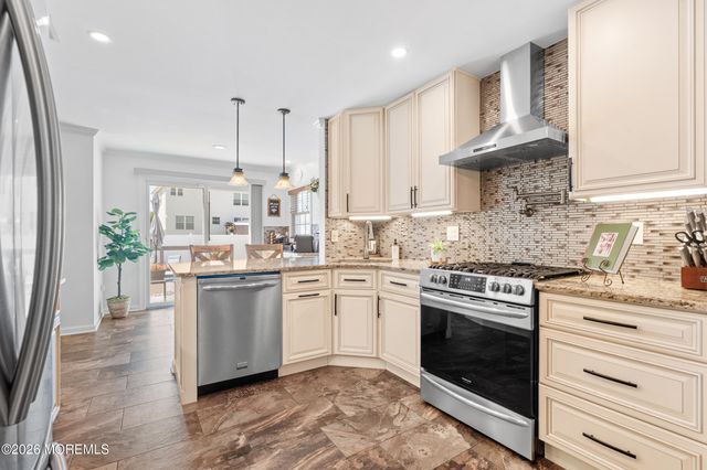 43 Sun Hollow Road, Howell, NJ 07731