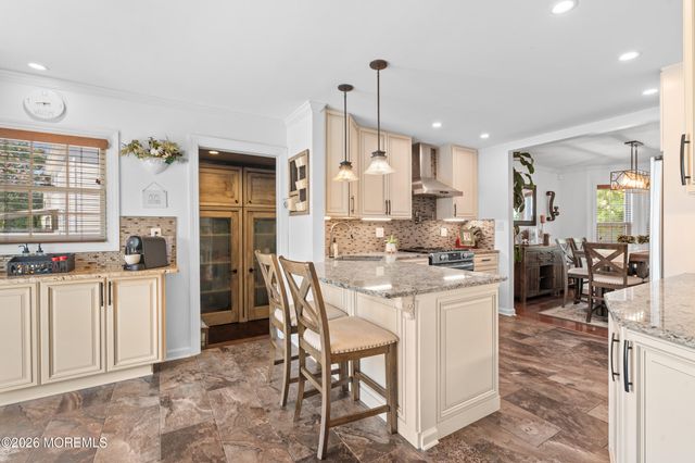 43 Sun Hollow Road, Howell, NJ 07731