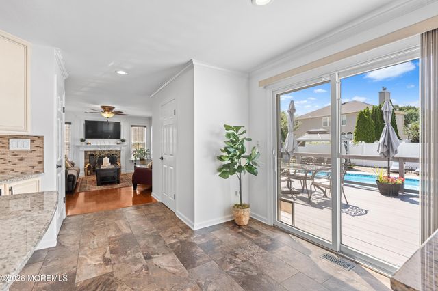 43 Sun Hollow Road, Howell, NJ 07731