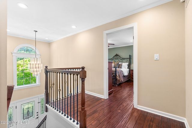 43 Sun Hollow Road, Howell, NJ 07731