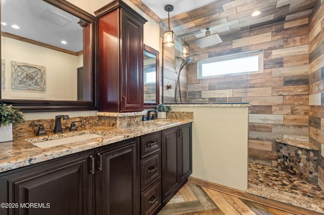 43 Sun Hollow Road, Howell, NJ 07731
