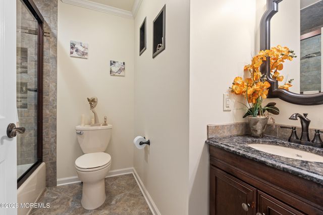 43 Sun Hollow Road, Howell, NJ 07731