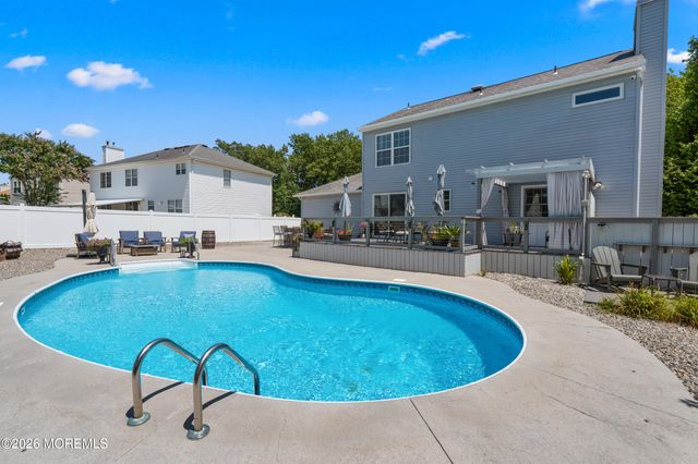 43 Sun Hollow Road, Howell, NJ 07731