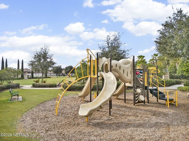 3239 FIERA VISTA Drive, Jacksonville, FL 32246