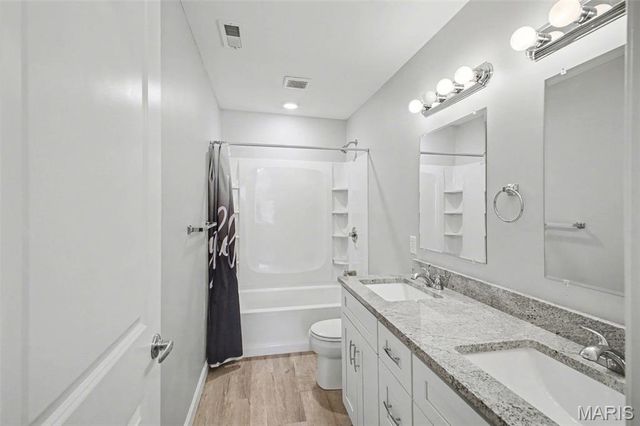 130 N Indiana Avenue, Belleville, IL 62221