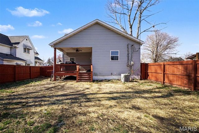 130 N Indiana Avenue, Belleville, IL 62221