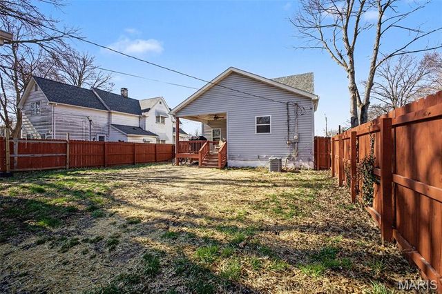 130 N Indiana Avenue, Belleville, IL 62221