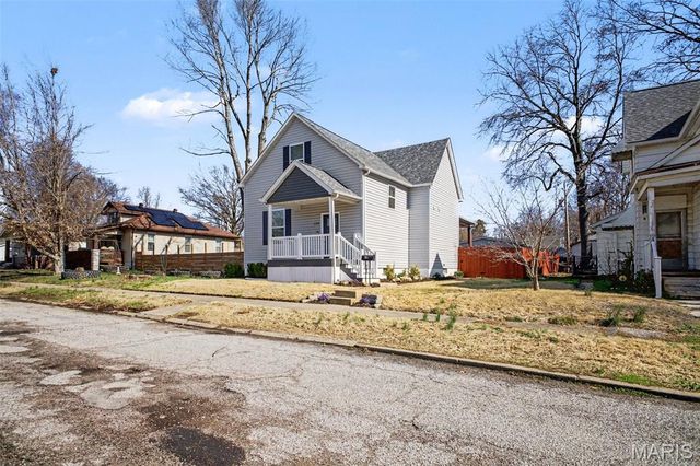 130 N Indiana Avenue, Belleville, IL 62221