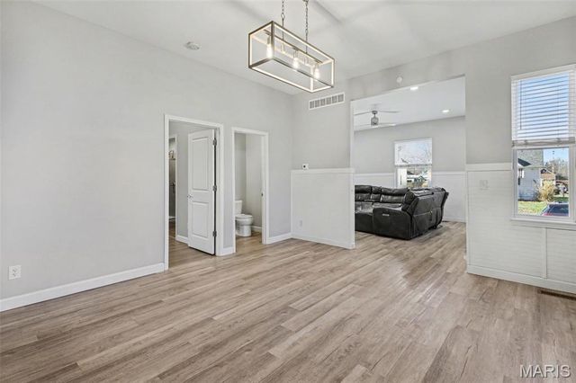 130 N Indiana Avenue, Belleville, IL 62221