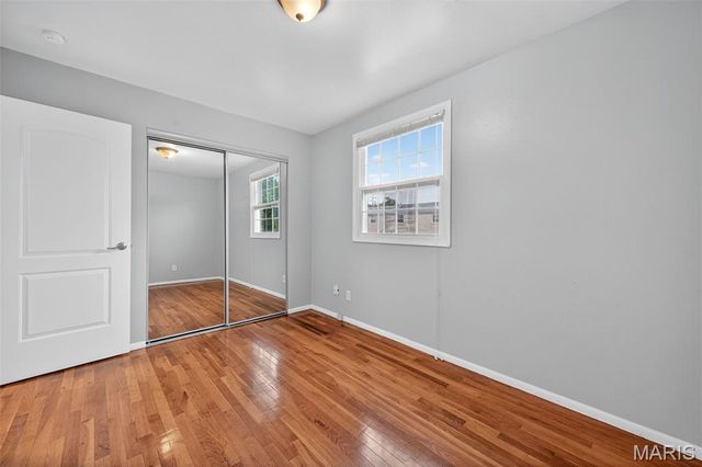 4044 Paule Avenue, St Louis, MO 63125