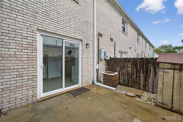 4044 Paule Avenue, St Louis, MO 63125