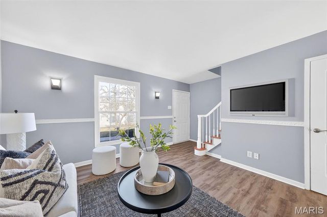 4044 Paule Avenue, St Louis, MO 63125