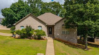116 Pleasantwood Drive, Maumelle, AR 72113