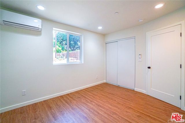 6469 Calhoun Avenue, Van Nuys (los Angeles), CA 91401