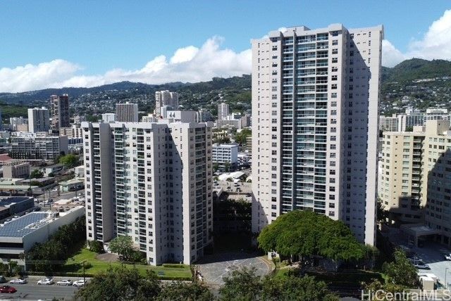 1448 Young Street 203, Honolulu, HI 96814