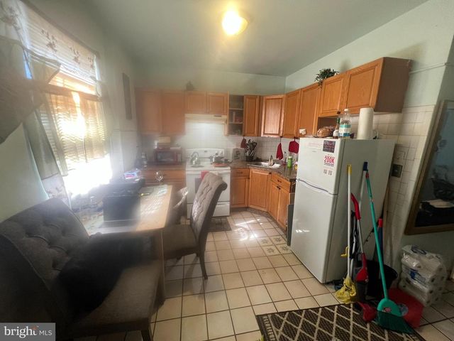 4952 LANCASTER AVE, Philadelphia, PA 19131