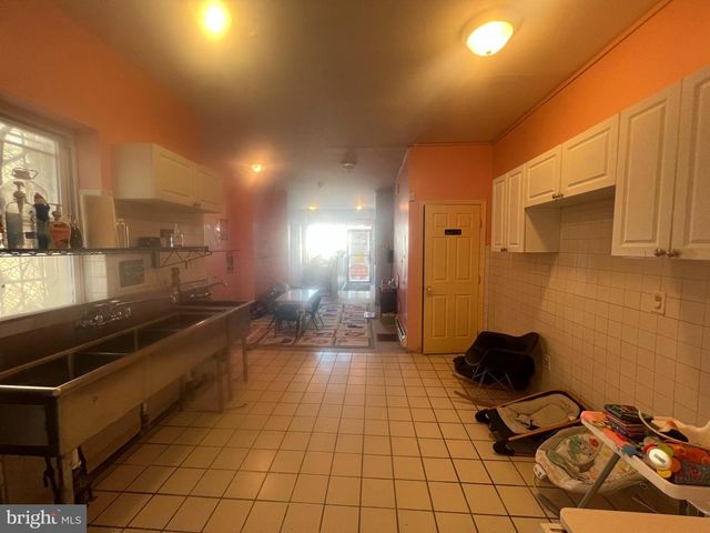 4952 LANCASTER AVE, Philadelphia, PA 19131