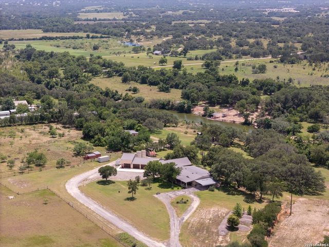 3095 Ranch Road 165, Blanco, TX 78606