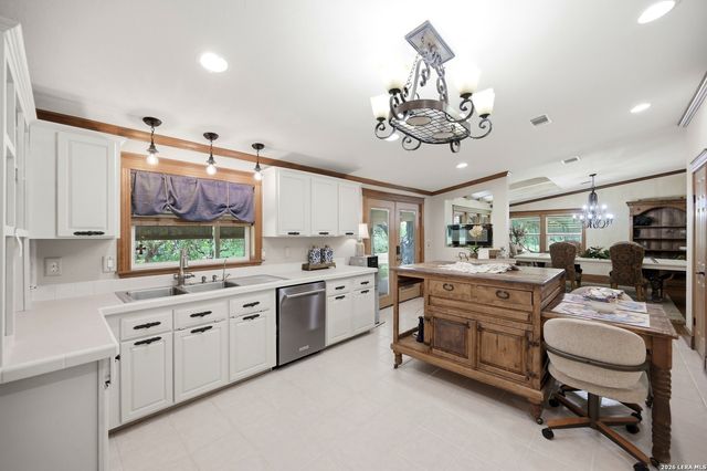 3095 Ranch Road 165, Blanco, TX 78606
