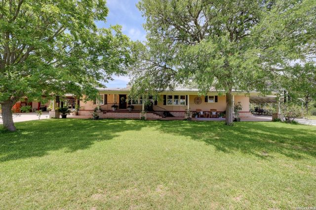 3095 Ranch Road 165, Blanco, TX 78606