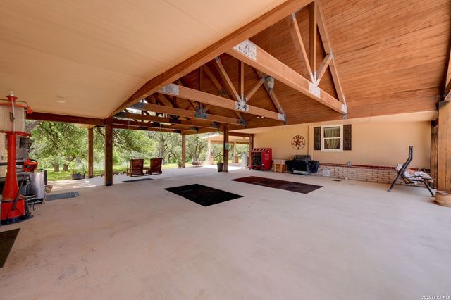 3095 Ranch Road 165, Blanco, TX 78606