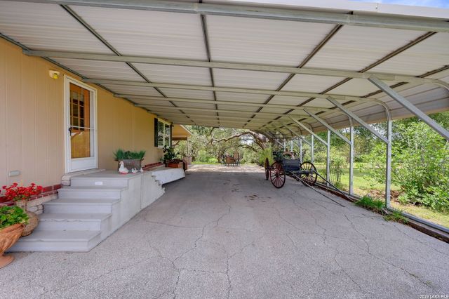 3095 Ranch Road 165, Blanco, TX 78606
