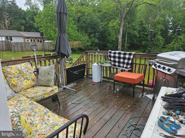 594 E HOLLY AVE, Pitman, NJ 08071