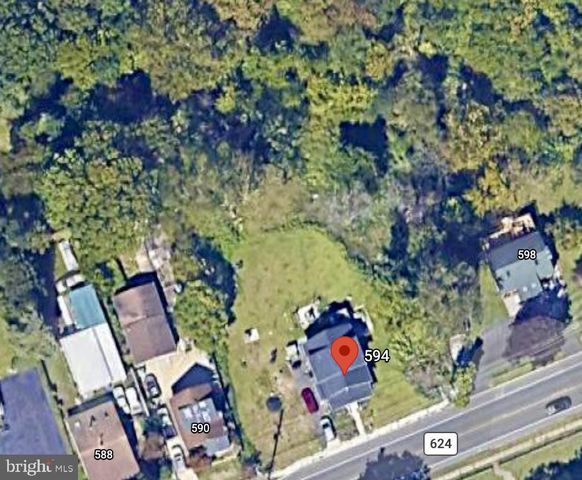 594 E HOLLY AVE, Pitman, NJ 08071