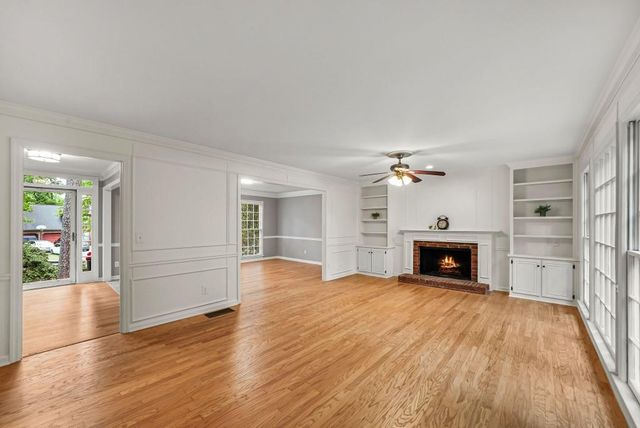 153 Lakeside Drive, Kennesaw, GA 30144