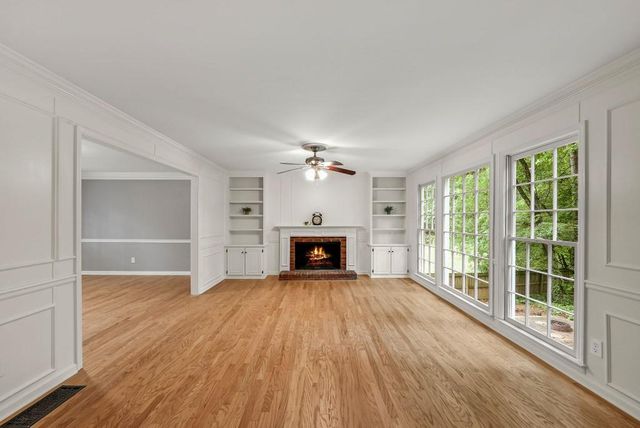 153 Lakeside Drive, Kennesaw, GA 30144