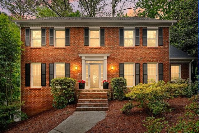 153 Lakeside Drive, Kennesaw, GA 30144