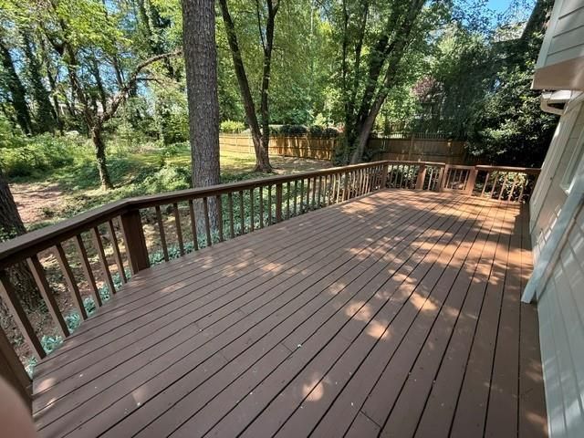 153 Lakeside Drive, Kennesaw, GA 30144