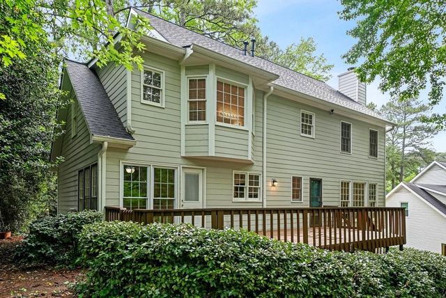 153 Lakeside Drive, Kennesaw, GA 30144