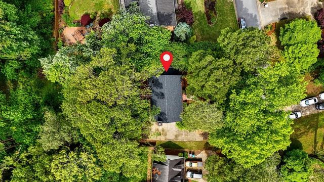 153 Lakeside Drive, Kennesaw, GA 30144