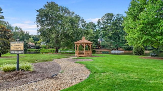 153 Lakeside Drive, Kennesaw, GA 30144